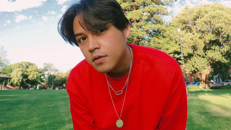 Kasmaran Bersama “Better On You” dari Rama Davis