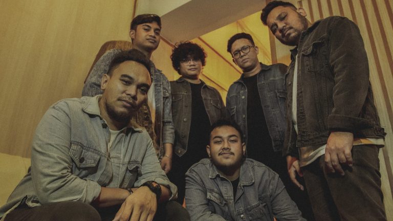 Barry Likumahuwa & The Rhythm Service Rilis Single Debut “Move On Up” bersama Basboi