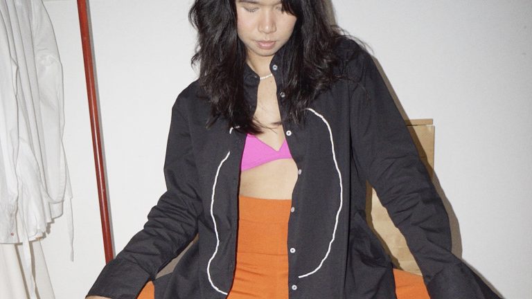 Mote Mote Hadirkan Koleksi Kemeja Terbarunya, Tulip dan Hole Shirts