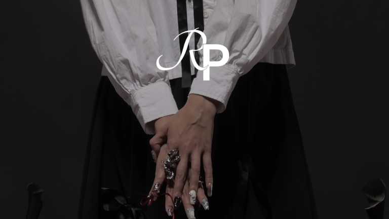 ISOOS Studios RIlis Koleksi Terbaru Bertajuk “Romantic Purist”