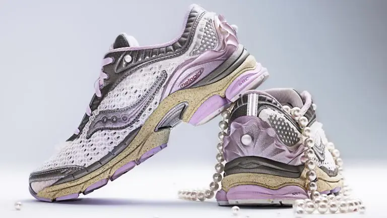 METAGIRL x SAUCONY PARAMOUNT: Daughter of The Moon 