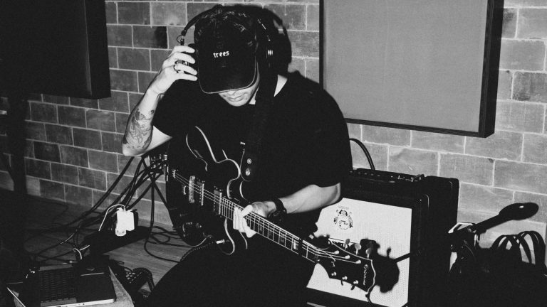 LONER x The Trees and The Wild Hadirkan Koleksi Eksklusif: Echoes